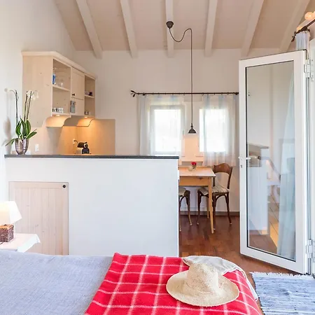 La Petite Cabane